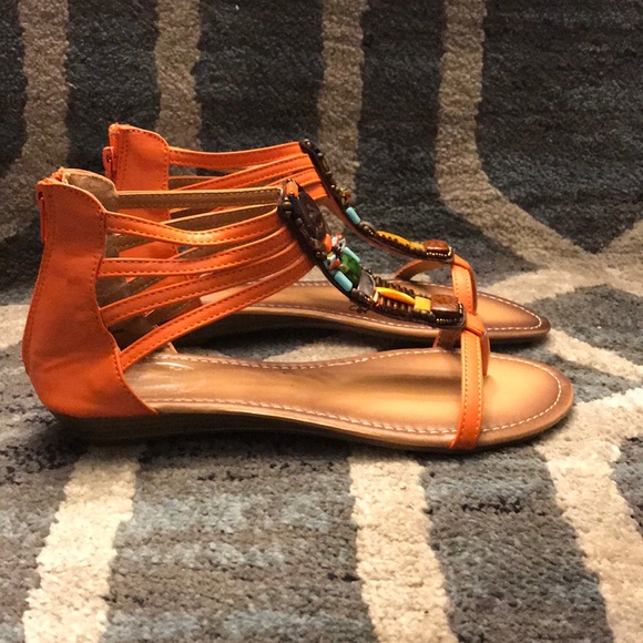 Sandals. - Picture 3 of 5